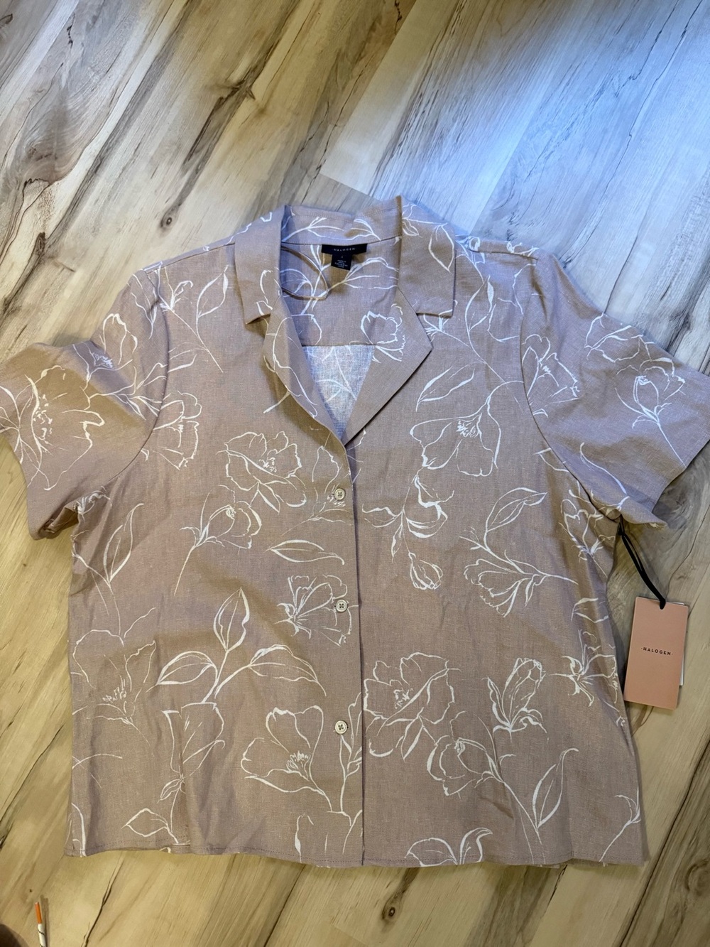 NWT Halogen floral button-up shirt